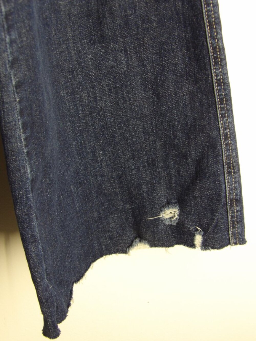 Judy Blue, Distressed flare jeans (Women's 14w) - Picture 3 of 8